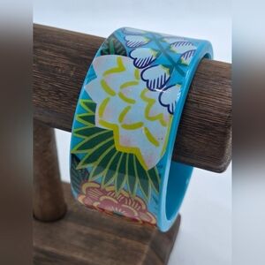 Avon 1987 Tropical Beauty Bracelet Bangle Wide Plastic Statement Costume Fashion